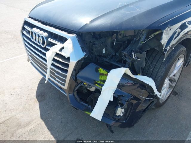 WA1VAAF78JD025827 Audi Q7 3.0t Premium