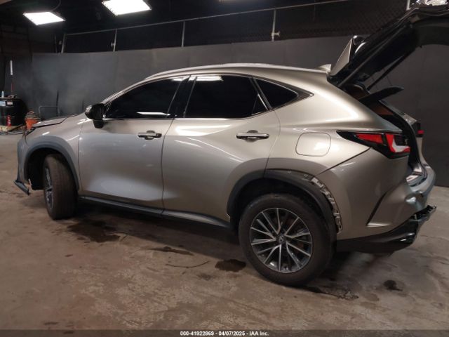 2T2GKCEZ3RC016337 Lexus Nx 350h Premium
