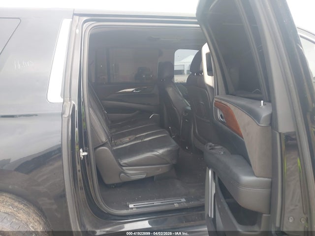 Продажа на аукционе авто 2016 Cadillac Escalade Esv Luxury Collection, vin: 1GYS3HKJ0GR181105, номер лота: 41922899