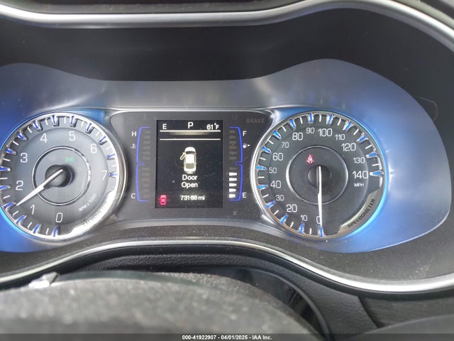 Chrysler 200 Limited 2015 1C3CCCAB6FN596933 Image 7