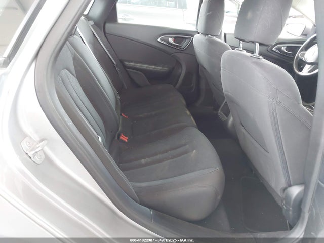 Chrysler 200 Limited 2015 1C3CCCAB6FN596933 Image 8