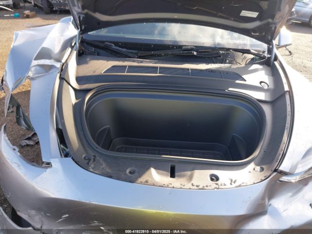 7SAYGDEE7RA300756 Tesla Model Y Long Range Dual Motor All-wheel Drive