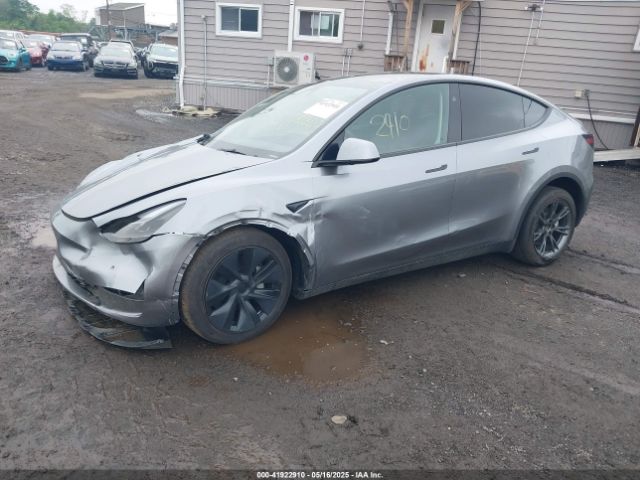 7SAYGDEE7RA300756 Tesla Model Y Long Range Dual Motor All-wheel Drive