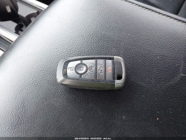 1FTEW1CP5JKD18981 Ford F-150 Lariat