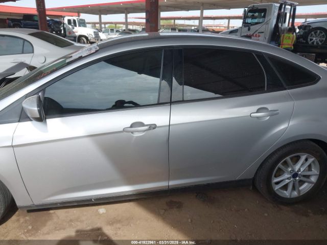 1FADP3FE7JL271029 Ford FOCUS SE