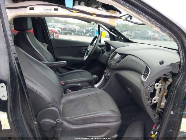 3GNCJPSB8KL182271 Chevrolet Trax Lt