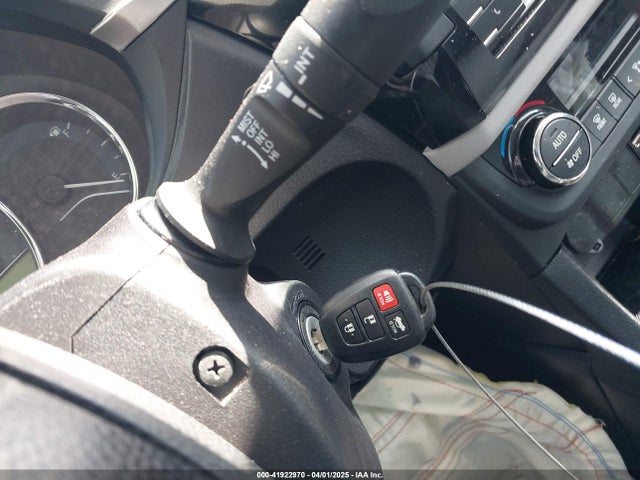 2T1BURHE4GC537214 Toyota COROLLA LE