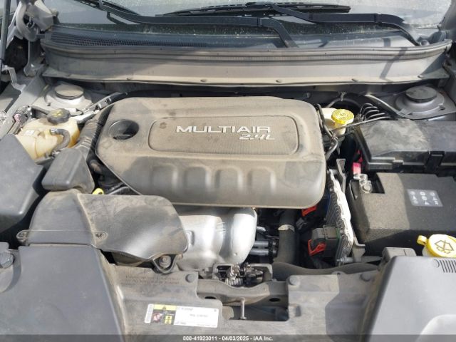 1C4PJLCB5GW107711 Jeep Cherokee Latitude