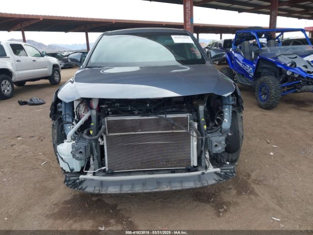 JTEAAAAH2MJ060546 Toyota VENZA LE