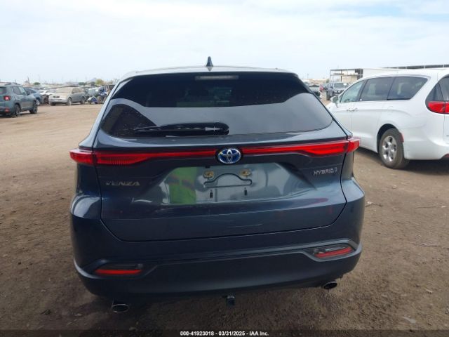 JTEAAAAH2MJ060546 Toyota VENZA LE