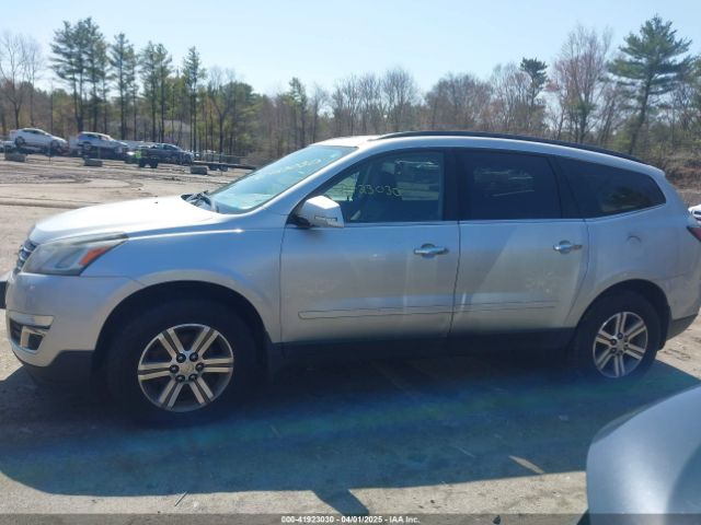 1GNKVHKD2FJ121552 Chevrolet Traverse 2lt