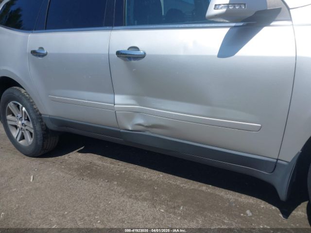 1GNKVHKD2FJ121552 Chevrolet Traverse 2lt