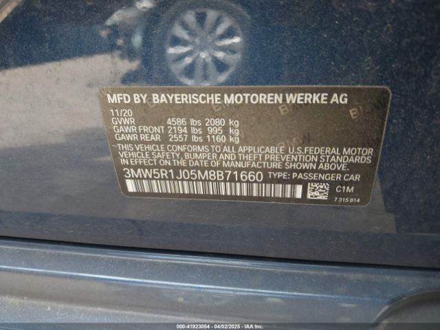 3MW5R1J05M8B71660 BMW 330I
