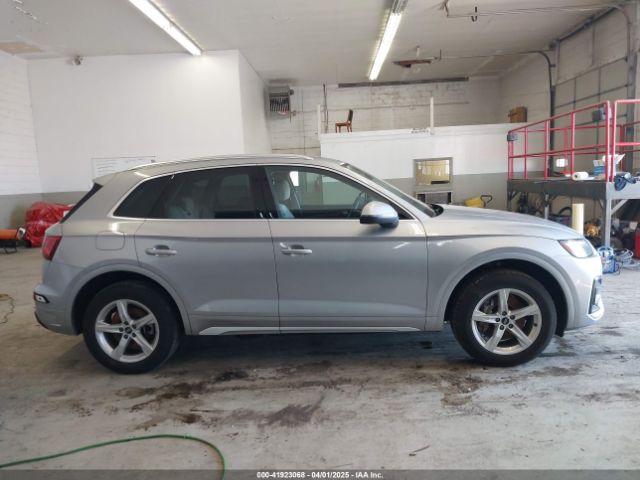 WA1AAAFY6M2108521 Audi Q5 Premium 45 Tfsi Quattro S Tronic