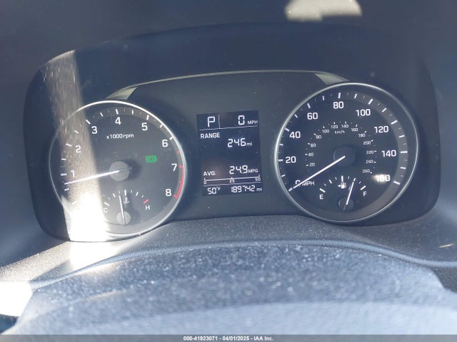 KMHD74LF9HU156039 Hyundai ELANTRA SE
