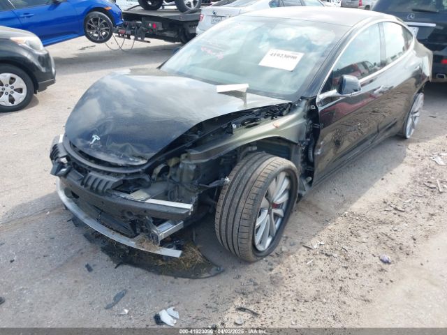 2018 TESLA MODEL 3 5YJ3E1EB2JF148250 Photo 1