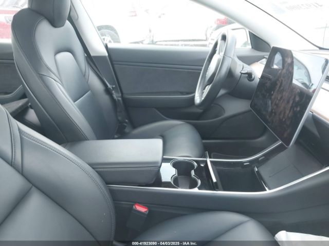 2018 TESLA MODEL 3 5YJ3E1EB2JF148250 Photo 4