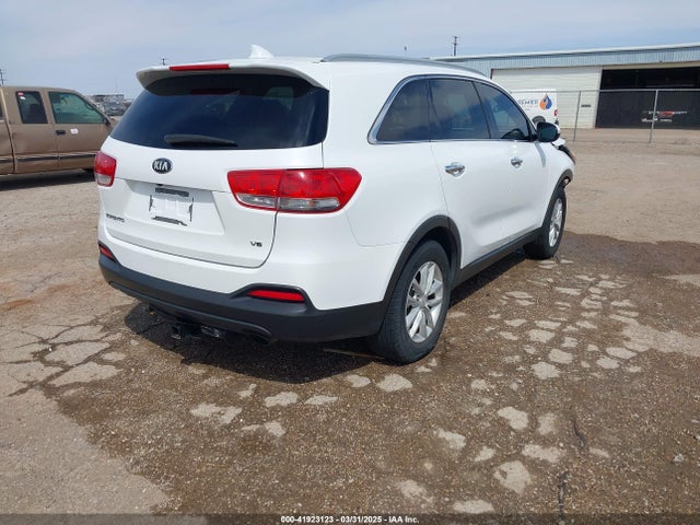 5XYPG4A51GG023545 KIA Sorento 3.3l Lx