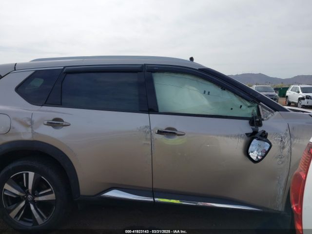JN8AT3DDXMW321075 Nissan Rogue Platinum Intelligent Awd