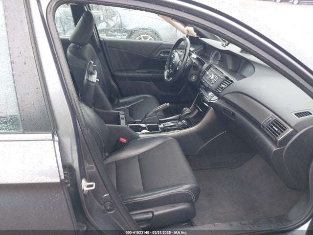 1HGCR2F58GA079960 Honda k24w1