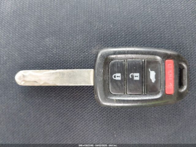 2HKRM4H42GH645790 Honda CR-V SE