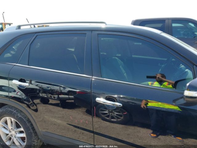5XYKT4A75FG643224 KIA Sorento Lx V6
