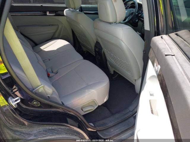 5XYKT4A75FG643224 KIA Sorento Lx V6