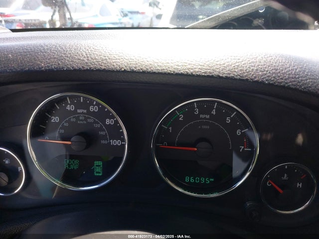 1C4AJWAG2HL588381 Jeep Wrangler Sport 4x4