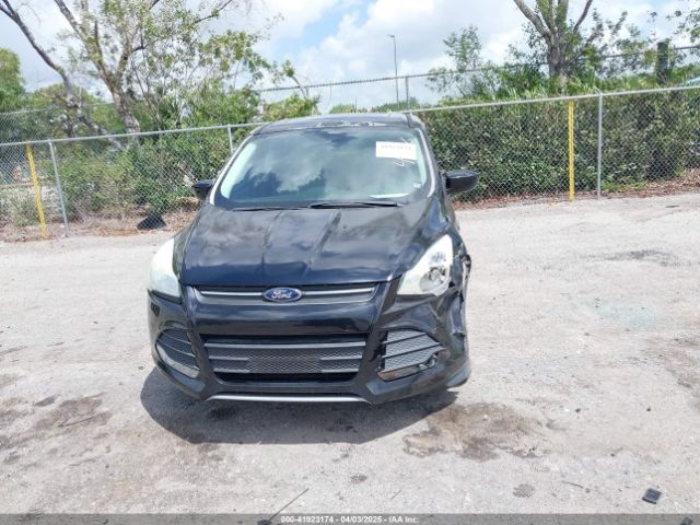1FMCU0G74GUB04316 Ford ESCAPE SE