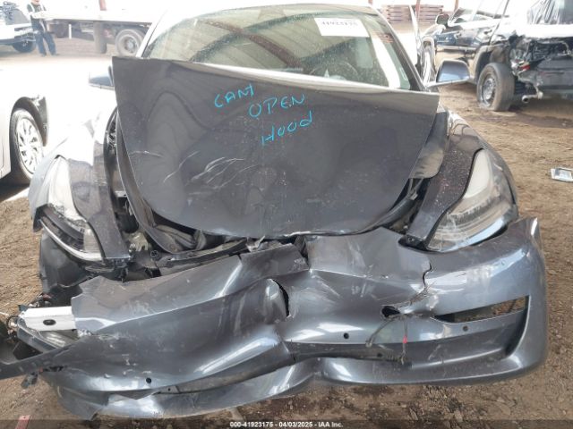 5YJ3E1EC0LF640965 Tesla 2020