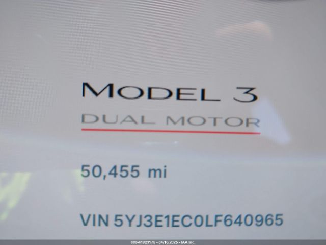 5YJ3E1EC0LF640965 Tesla 2020
