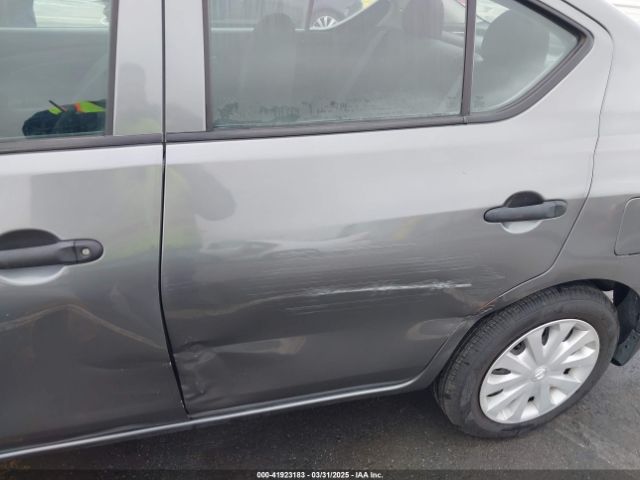 3N1CN7AP3HL803230 Nissan Versa 1.6 S