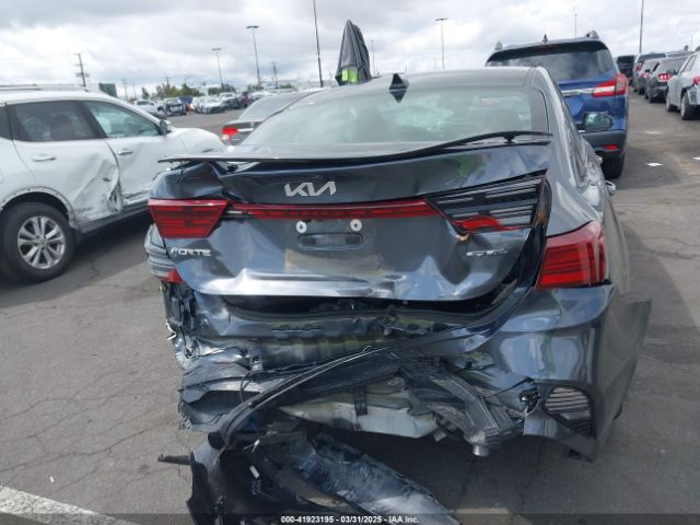3KPF54AD5RE738076 KIA Forte Gt-line