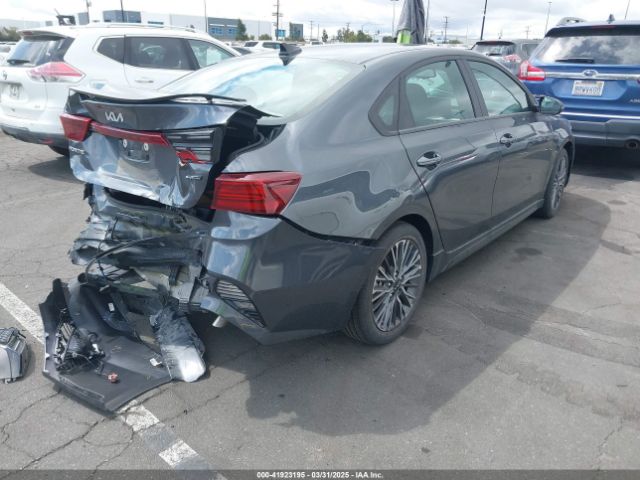 3KPF54AD5RE738076 KIA Forte Gt-line