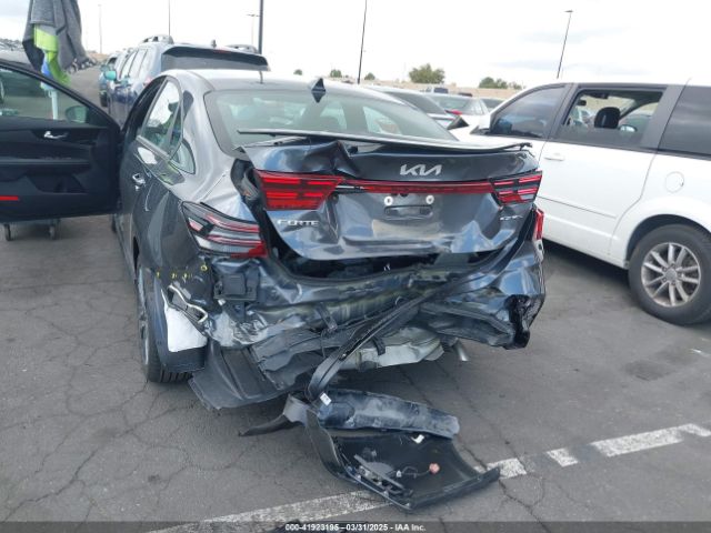 3KPF54AD5RE738076 KIA Forte Gt-line