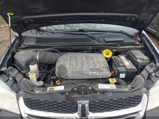 2C4RDGBG5FR512267 Dodge Grand Caravan Se