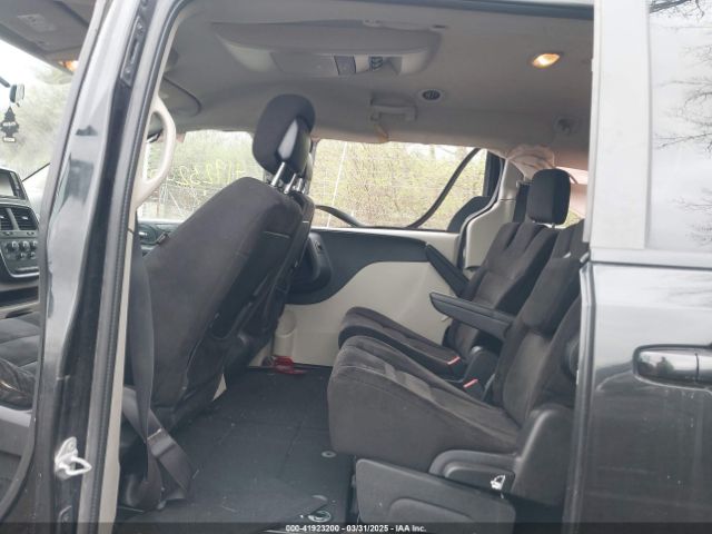 2C4RDGBG5FR512267 Dodge Grand Caravan Se