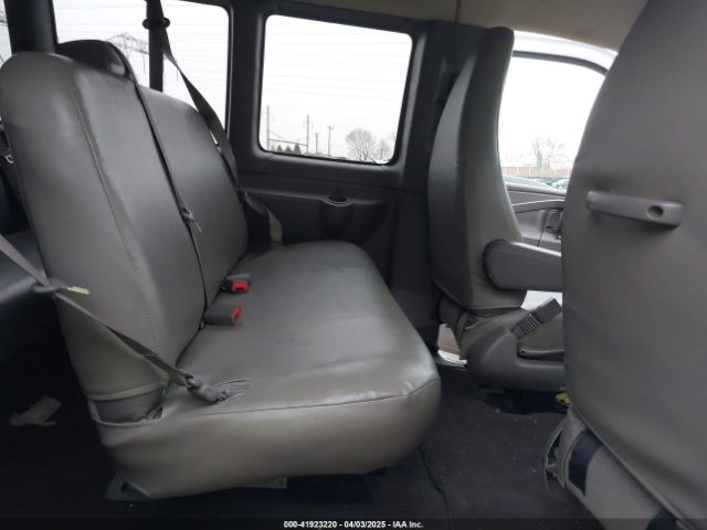 1GAZGNFP2P1137216 Chevrolet Express Passenger Rwd 3500 Extended Wheelbase Ls