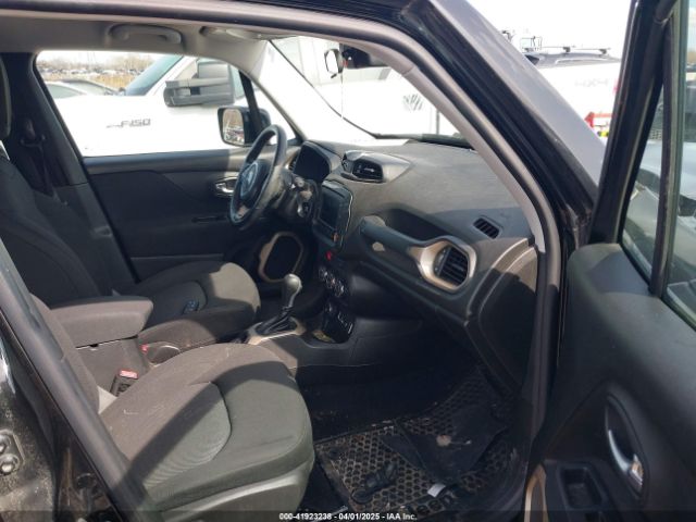 ZACCJBBT0GPD45479 Jeep Renegade Latitude