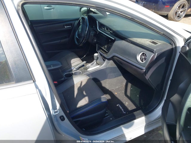 2T1BURHE8HC785578 Toyota COROLLA SE