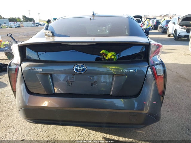 JTDKBRFU0G3007718 Toyota Prius Two