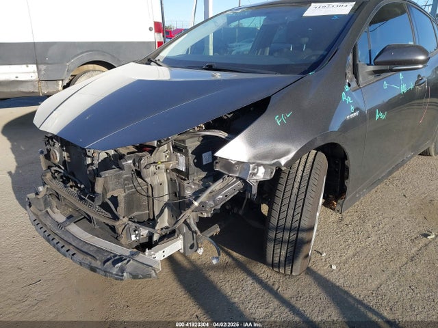 JTDKBRFU0G3007718 Toyota Prius Two