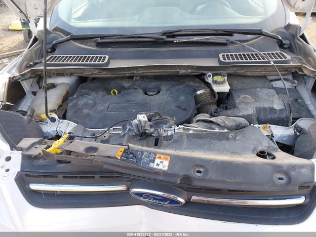 1FMCU9G9XFUC57304 Ford 2015