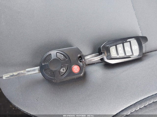 1FMCU9G9XFUC57304 Ford 2015