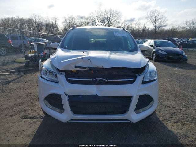 1FMCU9G9XFUC57304 Ford 2015