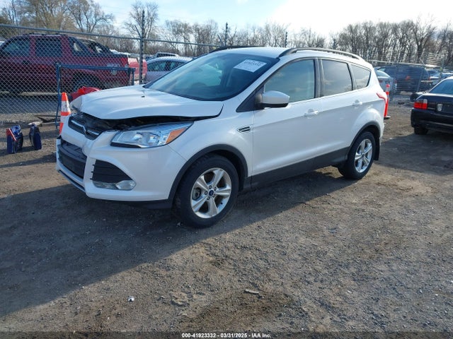 1FMCU9G9XFUC57304 Ford 2015