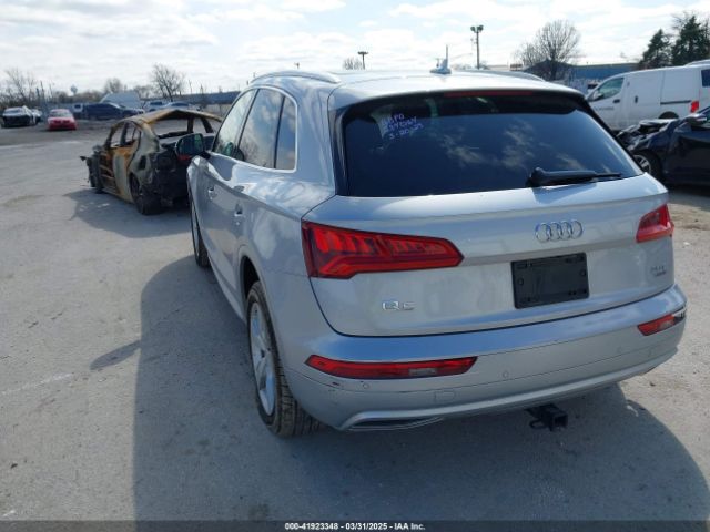 WA1BNAFY3J2234064 Audi Q5 2.0t Premium/2.0t Tech Premium