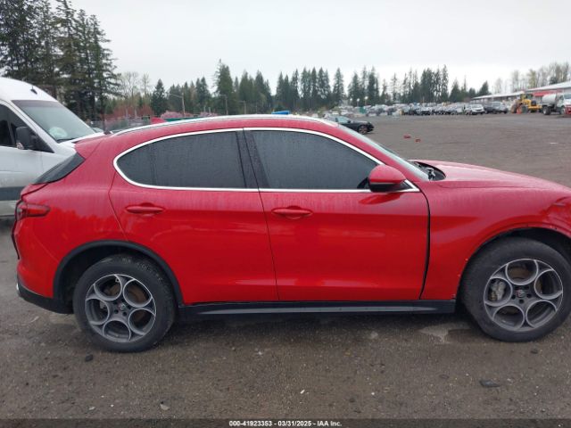 ZASFAKAN9J7B75330 Alfa Romeo Stelvio Awd