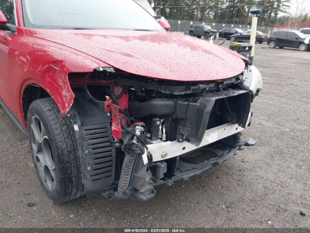 ZASFAKAN9J7B75330 Alfa Romeo Stelvio Awd