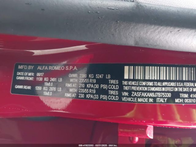 ZASFAKAN9J7B75330 Alfa Romeo Stelvio Awd